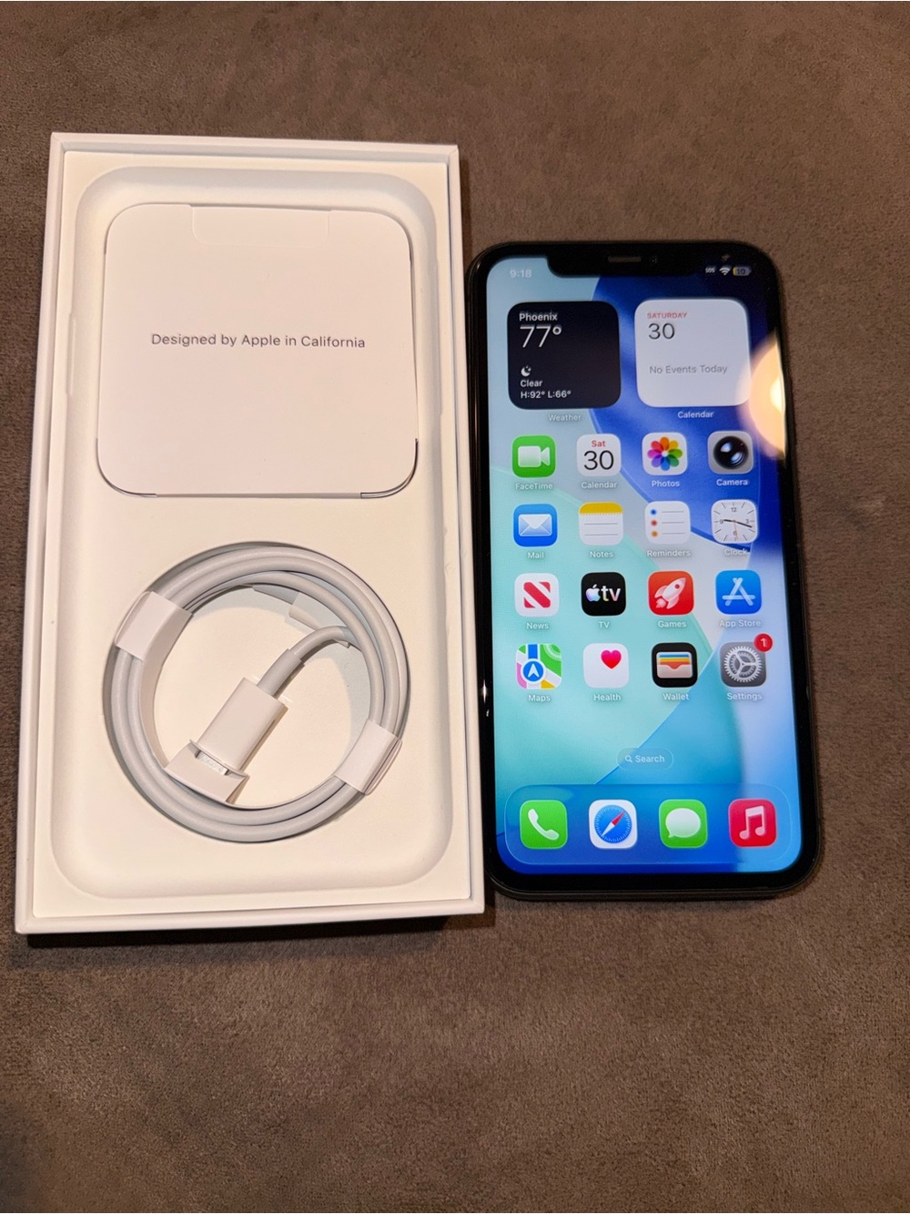 Apple iPhone 11 64GB UNLOCKED